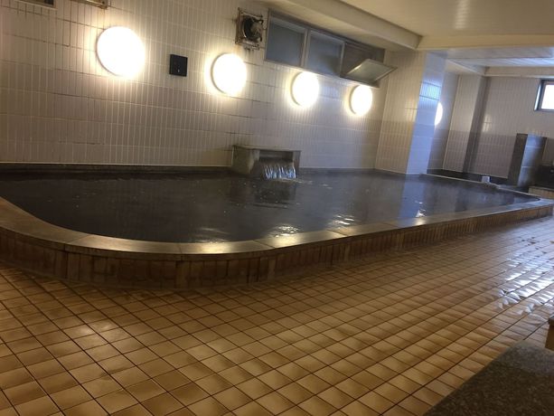 Imagen de la piscina del Hotel Crown Hills Oita. Foto 19