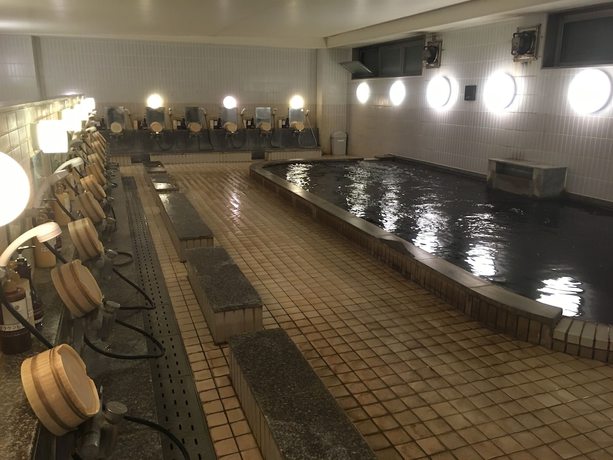 Imagen de la piscina del Hotel Crown Hills Oita. Foto 20