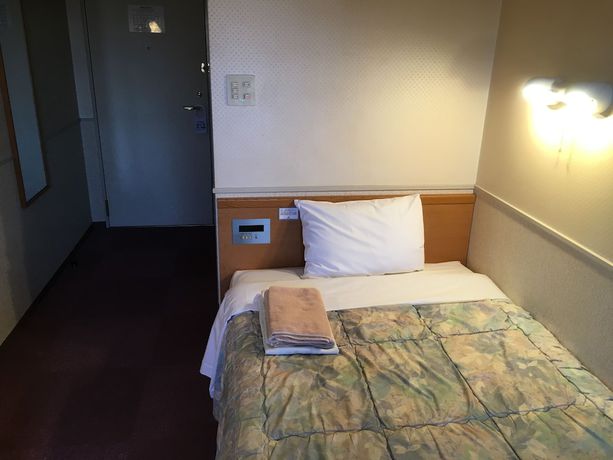 Imagen de la habitación del Hotel Crown Hills Oita. Foto 14