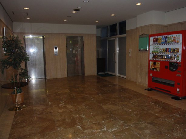 Imagen de los interiores del Hotel Crown Hills Okaya. Foto 20