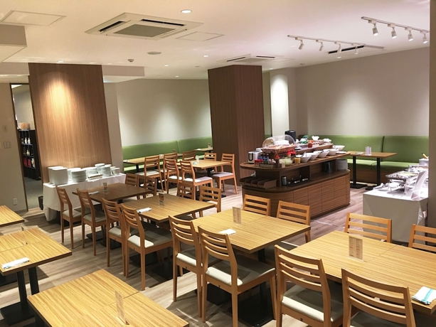 Imagen del bar/restaurante del Hotel Crown Hills Onahama. Foto 2