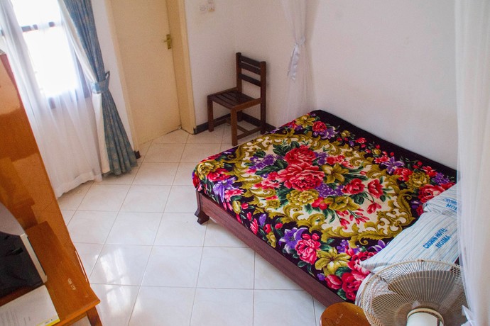 Imagen de la habitación del Hotel Crown Hoima. Foto 5