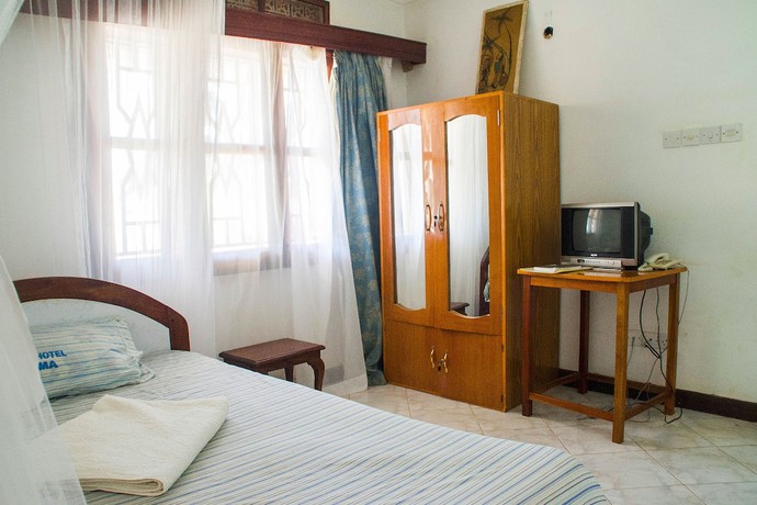 Imagen de la habitación del Hotel Crown Hoima. Foto 16