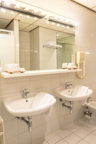 Imagen de la habitación del Hotel Crown Inn, Eindhoven. Foto 18