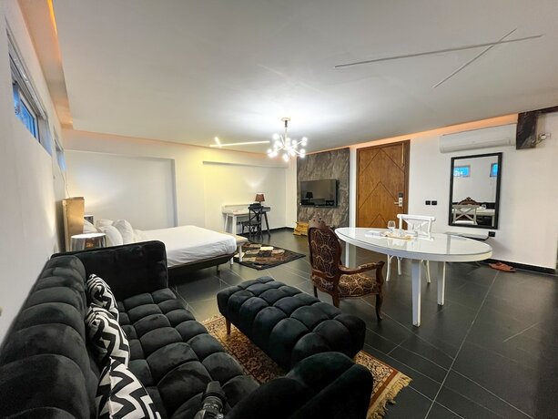 Imagen de la habitación del Hotel Crown Inn, Karachi. Foto 24