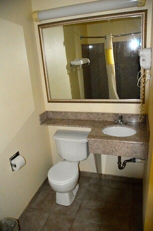 Imagen general del Hotel Crown Inn Motel, Yorktown. Foto 4
