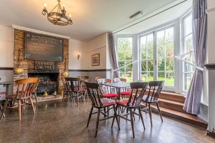 Imagen general del Hotel Crown Inn, Sarre. Foto 2