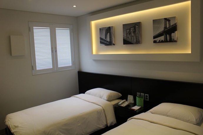 Imagen de la habitación del Hotel Crown Insadong. Foto 15