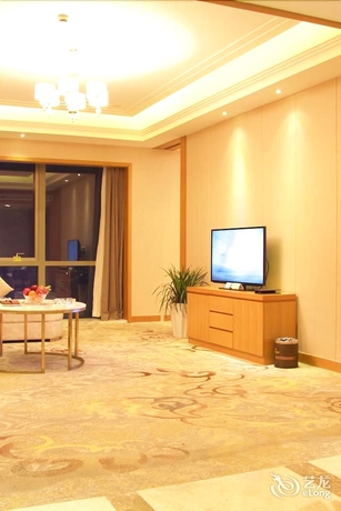 Imagen de la habitación del Hotel Crown International Exhibition Kunshan. Foto 15