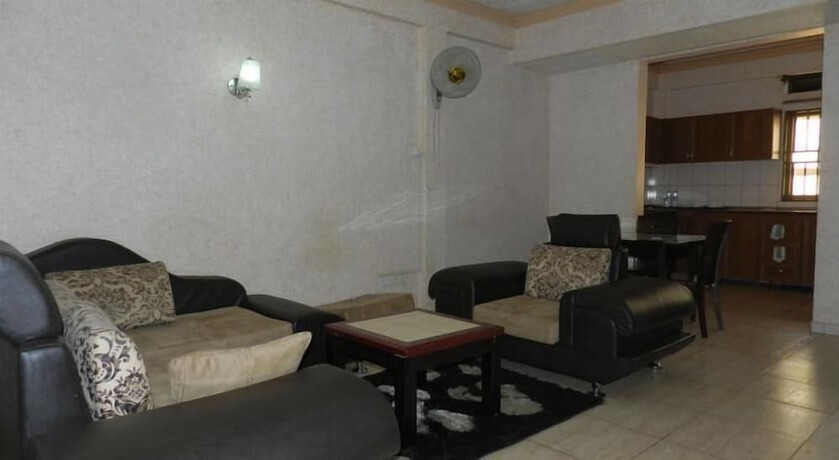 Imagen de la habitación del Hotel Crown Jakiba. Foto 9