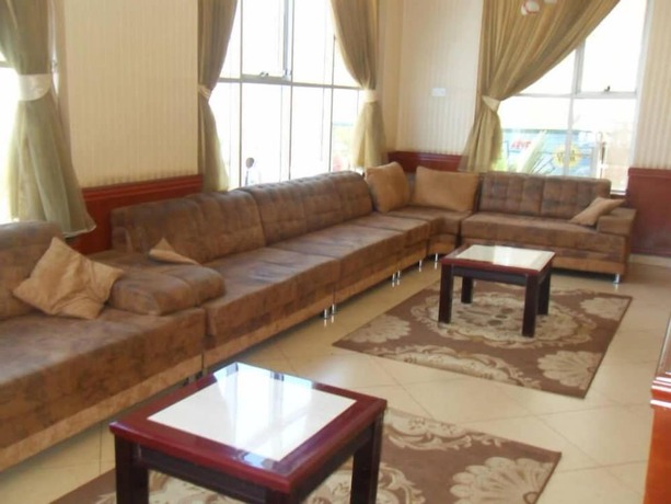 Imagen de los interiores del Hotel Crown Jakiba. Foto 17