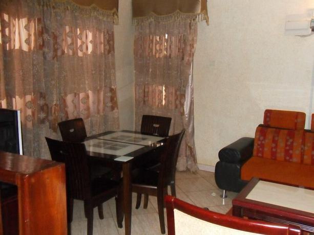 Imagen de la habitación del Hotel Crown Jakiba. Foto 10