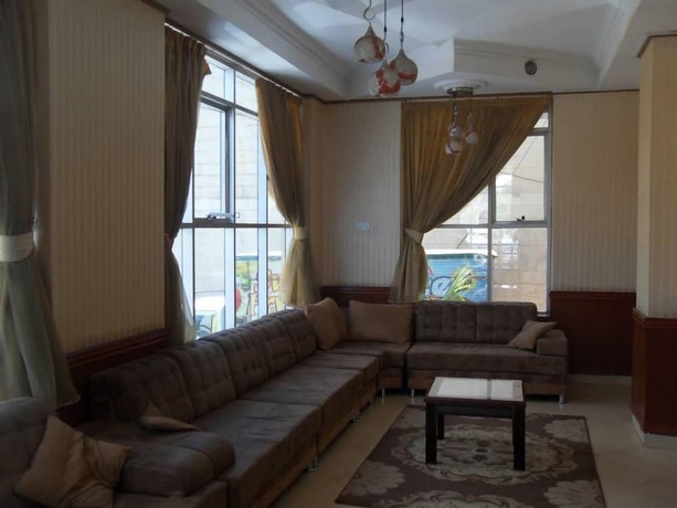 Imagen de los interiores del Hotel Crown Jakiba. Foto 20