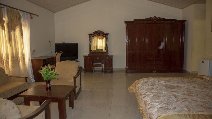 Imagen de la habitación del Hotel Crown Liberty. Foto 5