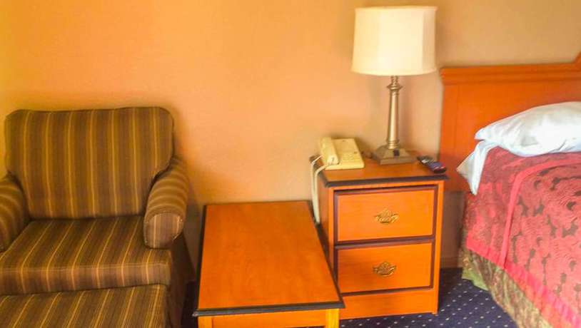 Imagen de la habitación del Hotel Crown Lodge Motel Oakland. Foto 7