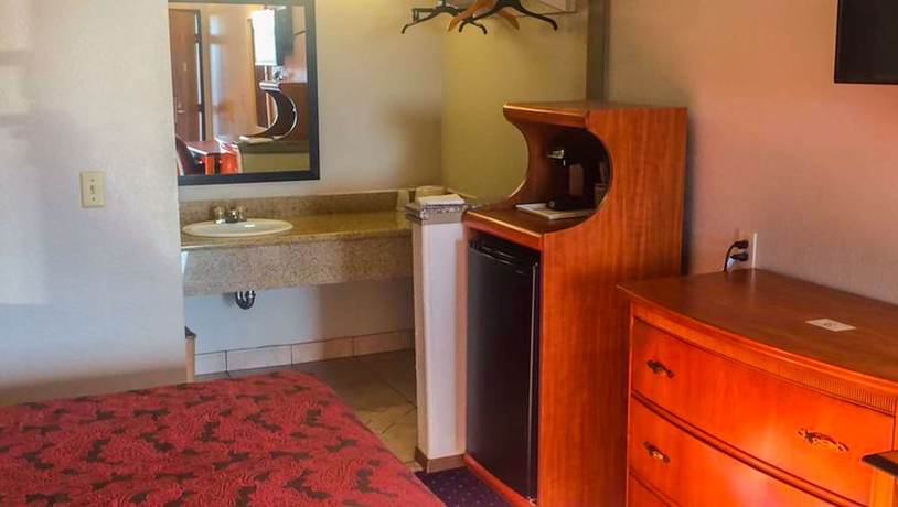 Imagen de la habitación del Hotel Crown Lodge Motel Oakland. Foto 13