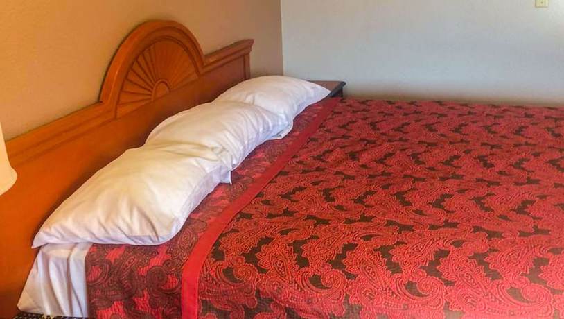Imagen de la habitación del Hotel Crown Lodge Motel Oakland. Foto 16
