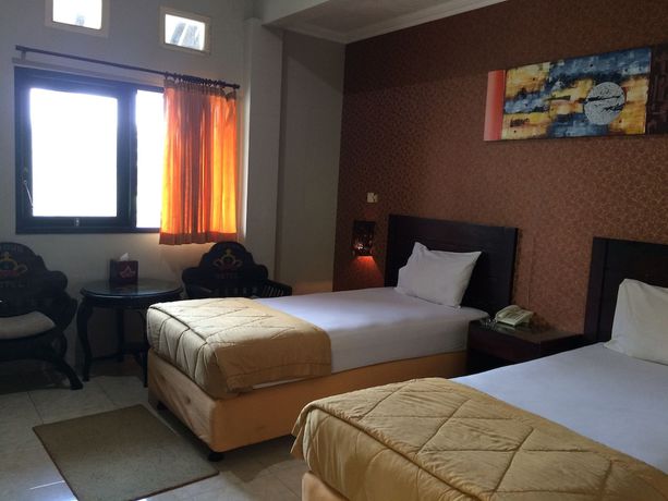 Imagen de la habitación del Hotel Crown, Mataram. Foto 13