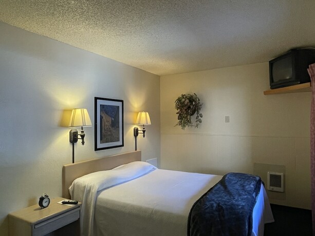 Imagen general del Hotel Crown Motel. Foto 4