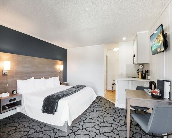 Imagen de la habitación del Hotel Crown Motel. Foto 12