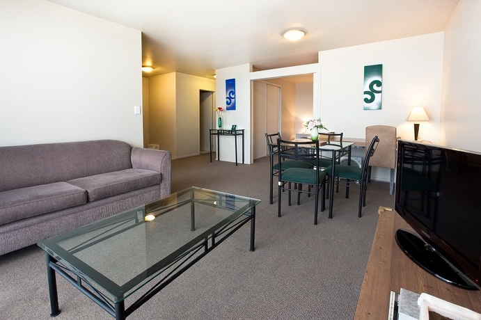 Imagen de los interiores del Hotel Crown On Cintra Lane. Foto 12