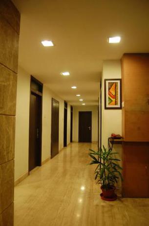 Imagen general del Hotel Crown Palace, Prayagraj. Foto 5