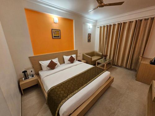 Imagen general del Hotel Crown Palace, Prayagraj. Foto 10