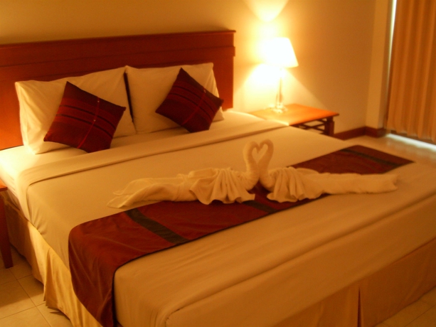 Imagen de la habitación del Hotel Crown Pattaya Beach. Foto 3