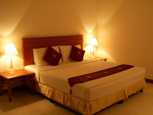 Imagen de la habitación del Hotel Crown Pattaya Beach. Foto 6