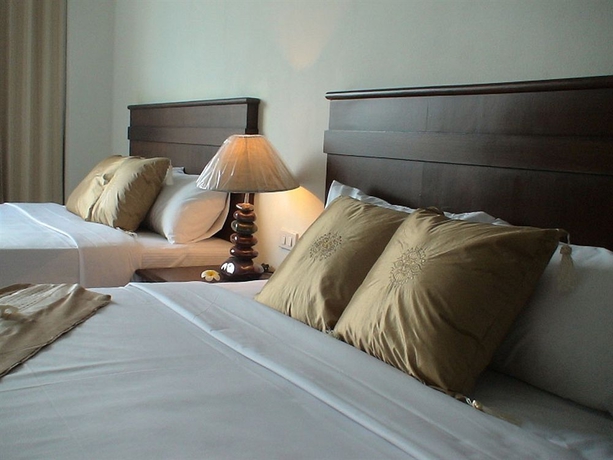 Imagen de la habitación del Hotel Crown Pattaya Beach. Foto 8