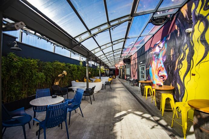 Imagen general del Hotel Crown Quarter. Foto 9