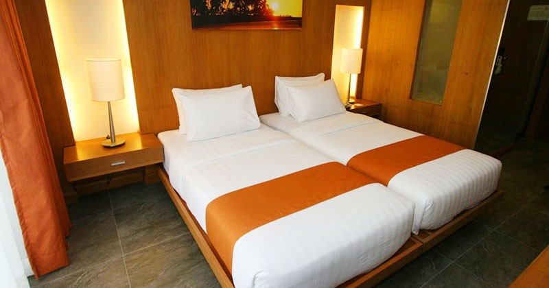 Imagen general del Hotel Crown Regency Beach Resort. Foto 3