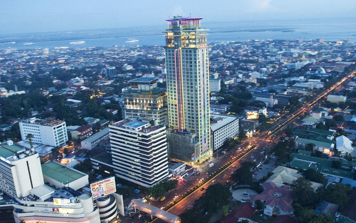 Imagen general del Hotel Crown Regency and Towers. Foto 2
