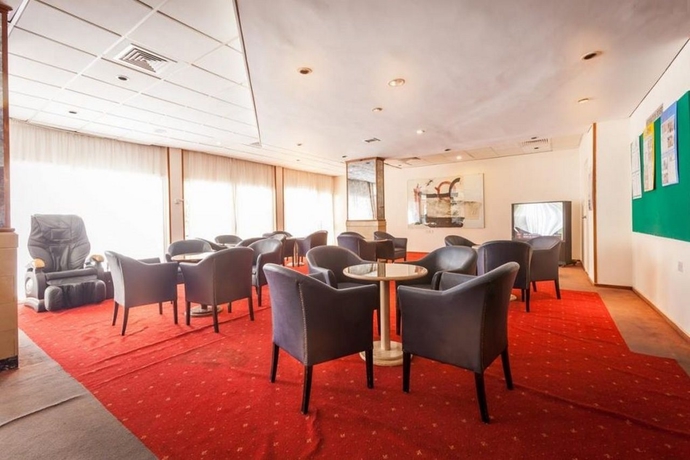 Imagen general del Hotel Crown Resorts Elamaris. Foto 10