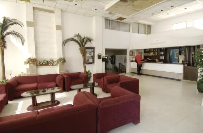 Imagen de los interiores del Hotel Crown Resorts Henipa. Foto 8