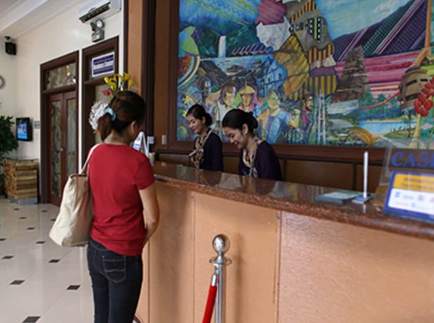 Imagen de los interiores del Hotel Crown Royale. Foto 19