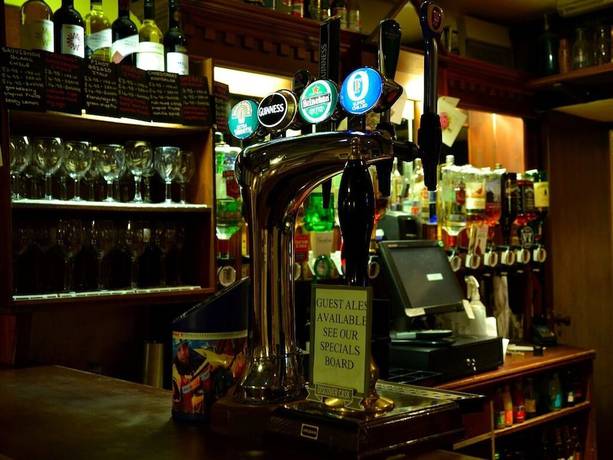 Imagen del bar/restaurante del Hotel Crown, Stranraer. Foto 4