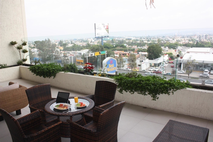 Imagen general del Hotel Crown Victoria. Foto 4