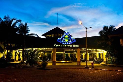Imagen general del Hotel Crown Victoria, Tulungagung. Foto 1