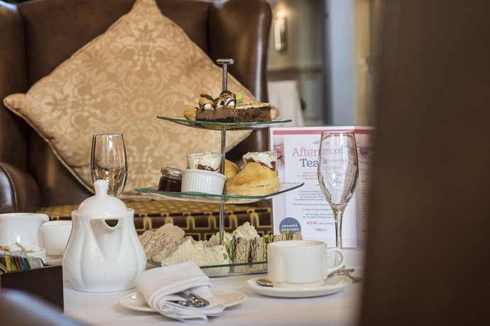 Imagen de los interiores del Hotel Crown and Mitre. Foto 19