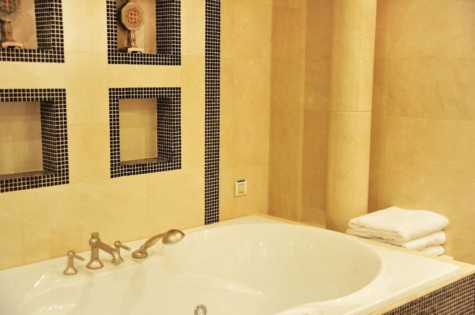 Imagen de la habitación del Hotel Crowne Plaza Al Khobar, An Ihg. Foto 8