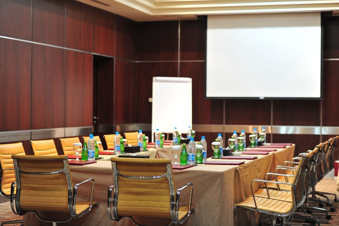 Imagen de los interiores del Hotel Crowne Plaza Al Khobar, An Ihg. Foto 12