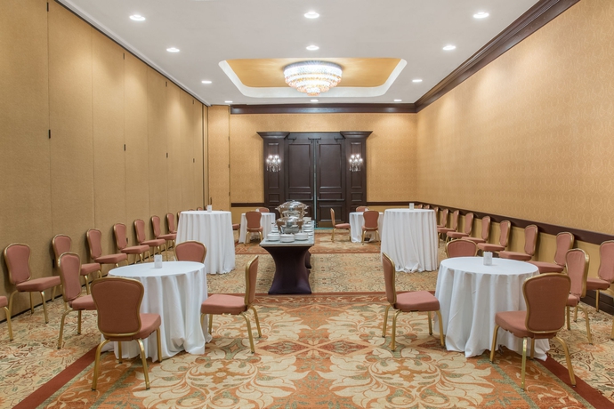 Imagen de los interiores del Hotel Crowne Plaza Albuquerque, An Ihg. Foto 15