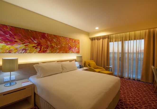 Imagen de la habitación del Hotel Crowne Plaza Alice Springs Lasseters. Foto 6