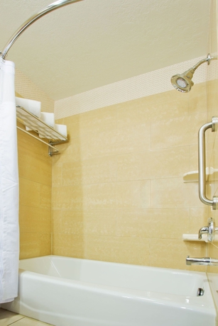 Imagen de la habitación del Hotel Crowne Plaza Anchorage Midtown, An Ihg. Foto 9