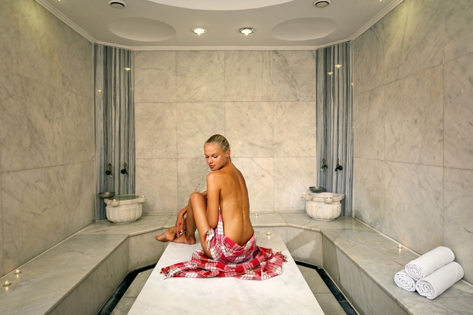 Imagen de los interiores del Hotel Crowne Plaza Antalya, An Ihg. Foto 8