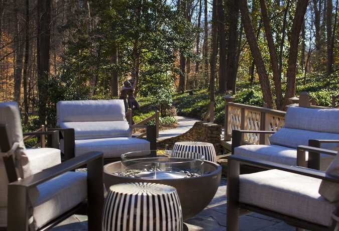 Imagen de los exteriores del Hotel Crowne Plaza Atlanta Perimeter At Ravinia, An Ihg. Foto 6