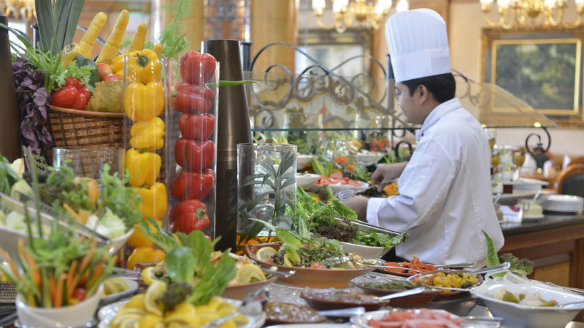 Imagen del bar/restaurante del Hotel Crowne Plaza Bahrain, An Ihg. Foto 5