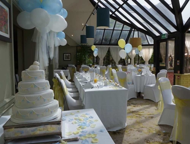 Imagen de los interiores del Hotel Crowne Plaza Basingstoke, An Ihg. Foto 10