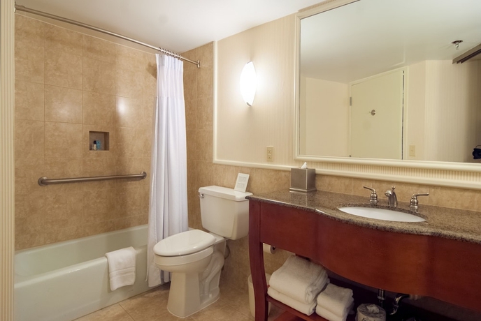 Imagen de la habitación del Hotel Crowne Plaza Baton Rouge, An Ihg. Foto 5